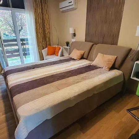 Apartman In Siofok/balaton 30359