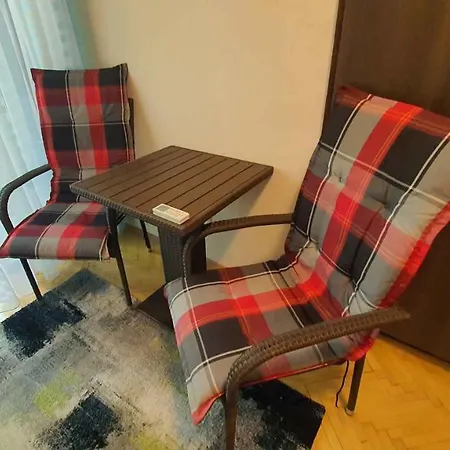 In - Balaton 30359 アパート