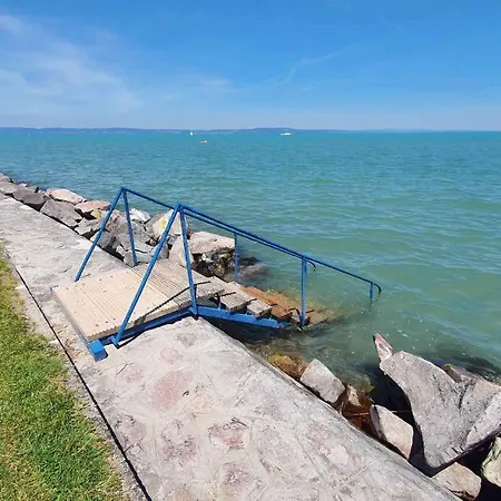 In Siofok/balaton 30359 Apartman Siófok