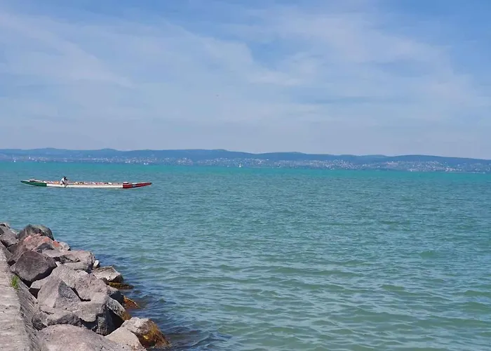 In - Balaton 30359 דירה *